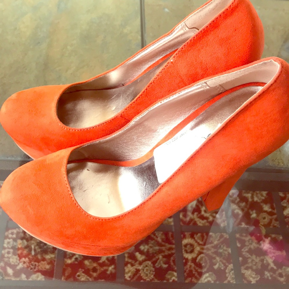 Ladies footwear